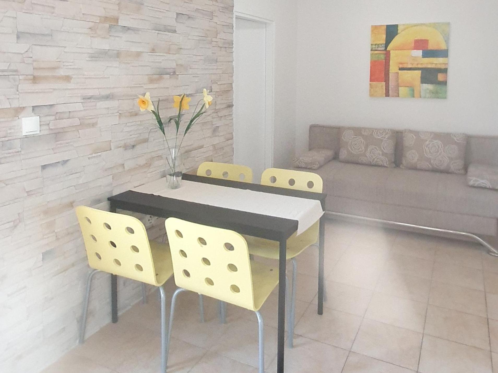 - Pine Diklo Apartment Zadar